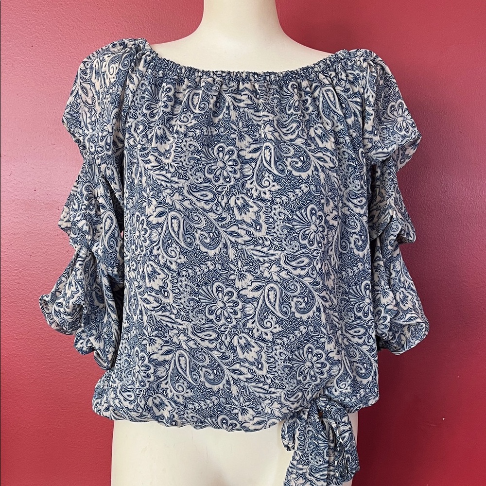 Like new CeCe Blue and Cream Paisley Blouse